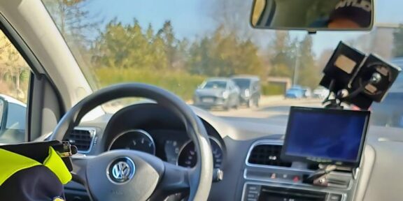 Acțiune cu radare în municipiul Medgidia: oamenii legii au aplicat 14 amenzi și au reținut un permis de conducere