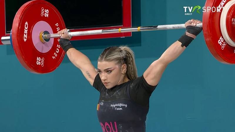 Fata de aur a halterelor românești! Mihaela Cambei, triplă campioană europeană la 49 kg