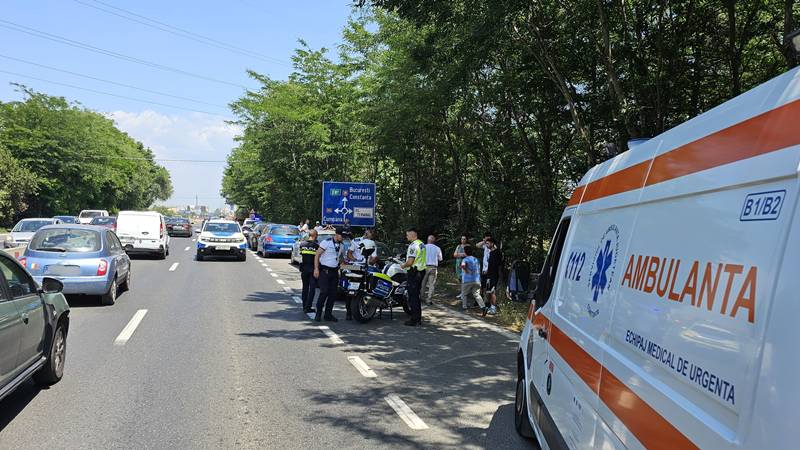 Accident cu cinci mașini între Lazu și Constanța: o femeie a ajuns la spital