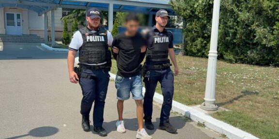 (VIDEO) JUDEȚUL CONSTANȚA. Și-a terorizat mama și fratele și a încălcat ordinul de protecție: tânărul de 26 de ani a fost arestat