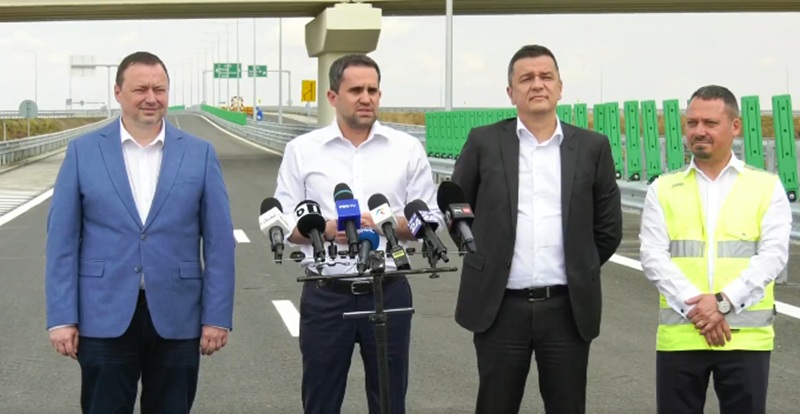 Ultimii 18 kilometri ai autostrăzii A0, dați în exploatare. Se va circula de la Curtea de Argeș la Constanța doar pe autostradă.