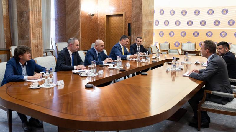 Primele măsuri de austeritate: un spor pentru bugetari scade drastic! Cine sunt cei afectați