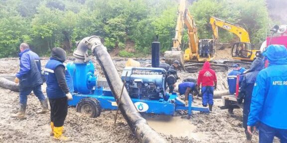 Pericol de prăbuşire a planşeului vechii mine de la Praid. RO-Alert pentru evacuarea a 45 de case: E de preferat ca la noapte să nu doarmă nimeni în aceste case