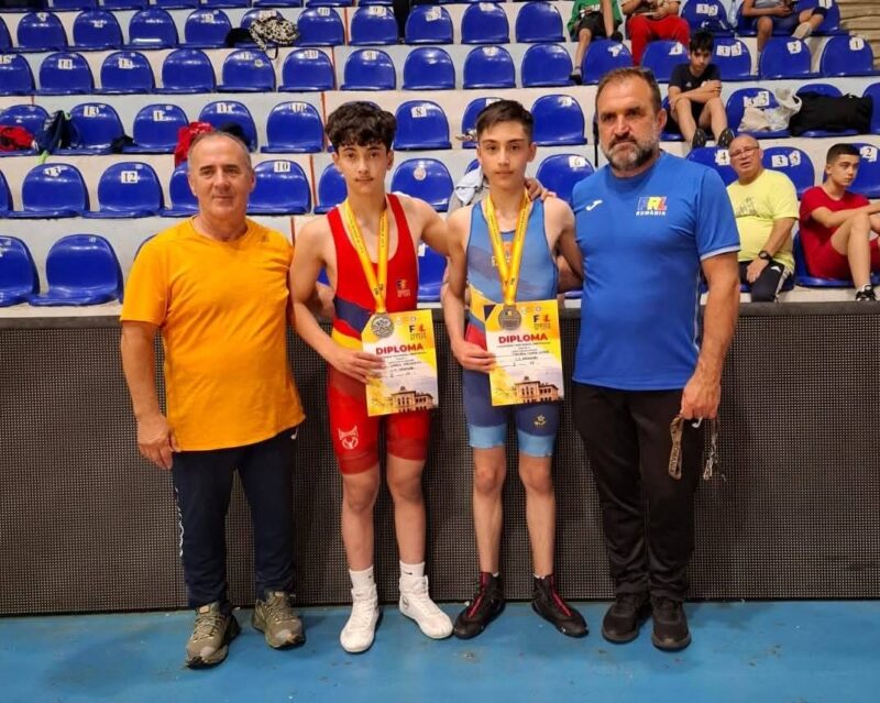 Tineri constănțeni care strălucesc pe podium! Eduard și Darius sunt vicecampioni naționali