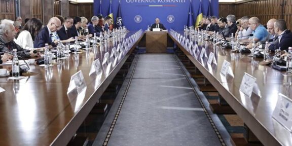 Guvernul îşi asumă, astăzi, răspunderea pe cinci proiecte din pachetul doi de reformă. Modificări la pensiile magistraţilor