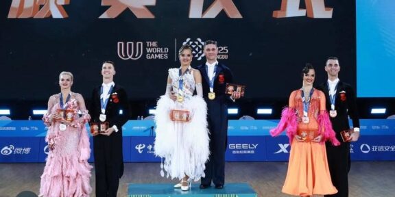 Rareş Cojoc şi Andreea Matei au scris istorie pentru dansul sportiv românesc! „Au demonstrat că munca, disciplina şi pasiunea duc acolo unde puţini ajung!”