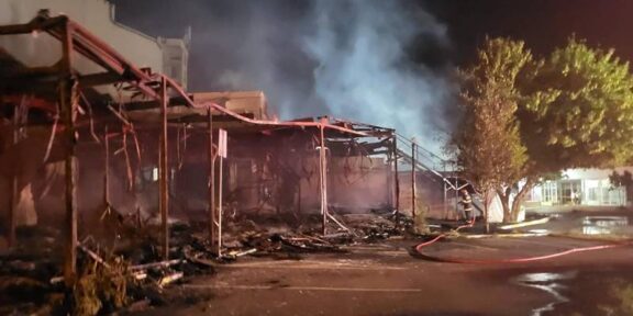 Ministerul Culturii a declanșat o anchetă după incendiul de la fostul club Bellagio din Mamaia