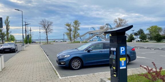 Modificări în programul de taxare din Zona 0 a stațiunii Mamaia, începând cu 1 septembrie