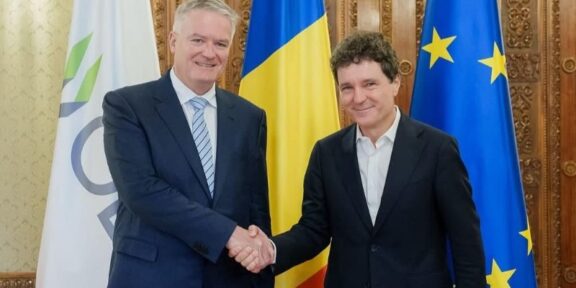 Nicușor Dan, după discuția cu secretarul general al OCDE: România ar putea adera anul viitor