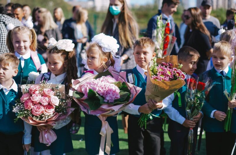 NOUL AN ȘCOLAR. Sindicatele din educație ies în stradă în prima zi de școală: profesorii îi cer demisia ministrului Daniel David