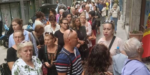 ALEGERI PARLAMENTARE ÎN R. MOLDOVA. Alerte cu bombă la mai multe secții de votare din diaspora, inclusiv în București