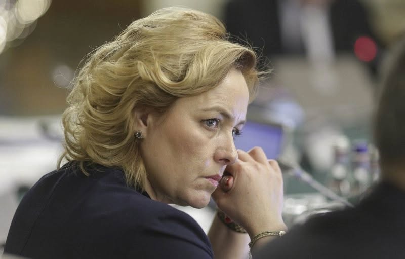 Carmen Dan, audiată în dosarul în care sora sa i-ar fi folosit numele pentru a înșela oameni: „Am aflat târziu. Nu avem o relație…”