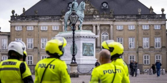 Liderii UE se reunesc la Copenhaga pentru a consolida apărarea continentului în fața Rusiei. „Zidul antidronă” și activele rusești blocate, pe agenda summitului